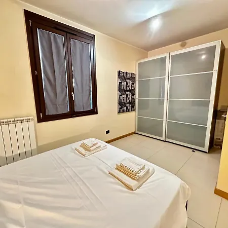 Beautiful Loft Near The Station