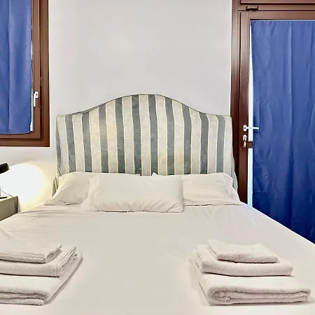 Apartmán Beautiful Loft Near The Station