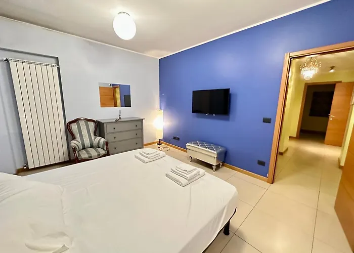 Beautiful Loft Near The Station Turín