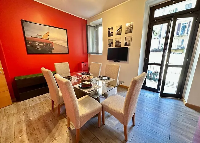 Beautiful Loft Near The Station * Turín